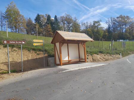 Avtobusna postaja Babna Gora