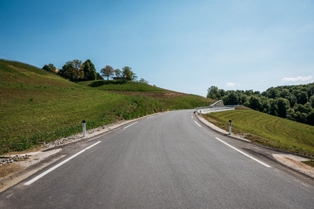 Obnovljen odsek ceste